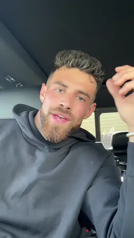 Just singin (i need lessons).. but imagine slow dancing in the kitchen to this?🥹 #fyp #fypシ゚ #Relationship #dating #singing 