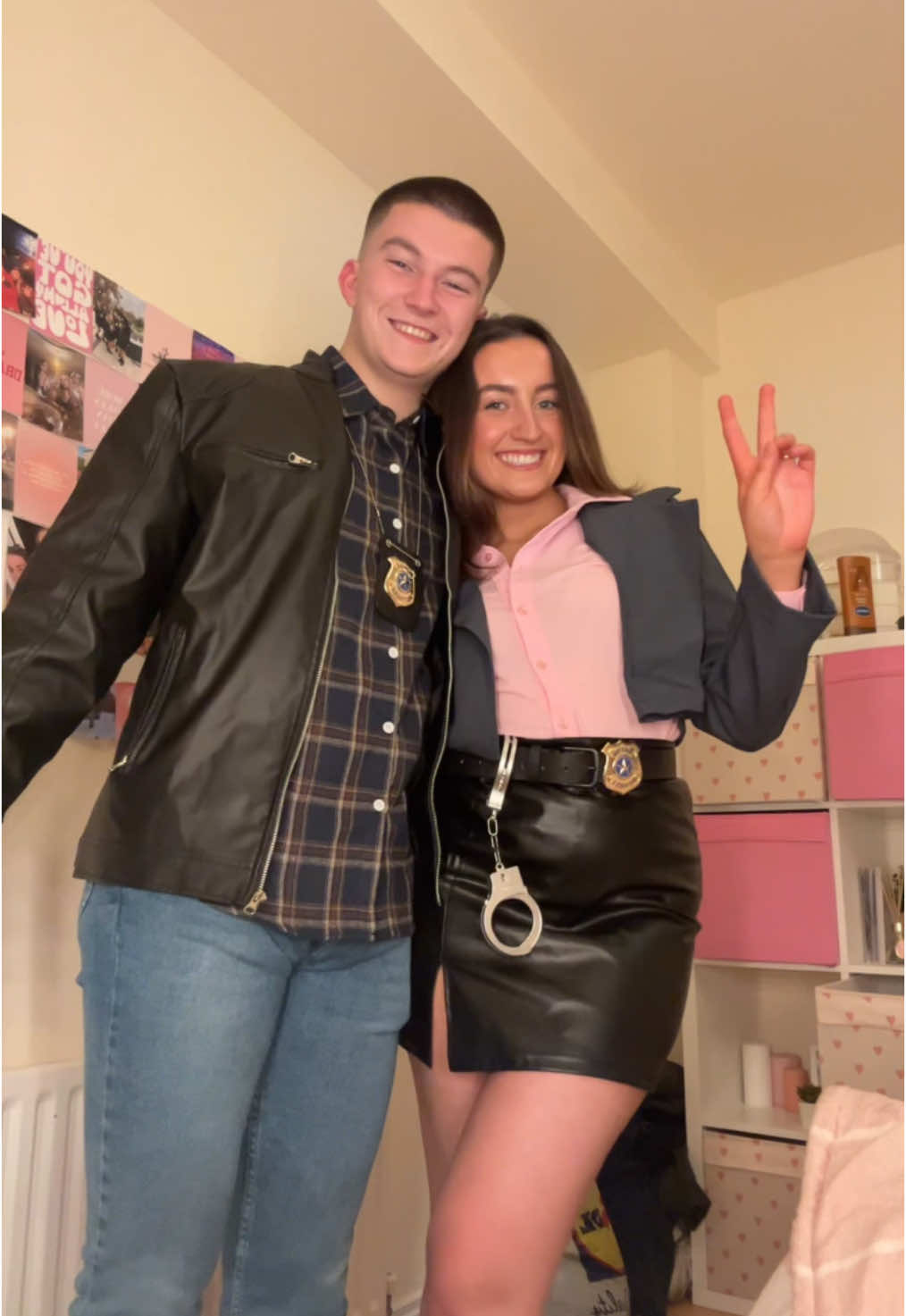 jake and amy 🚔🚨 #brooklyn99 #halloween 