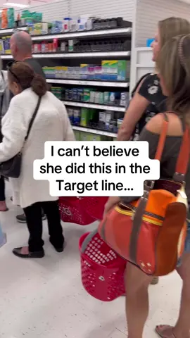 I can’t believe she did this…#targetfinds #belliwelli #shopping #target 