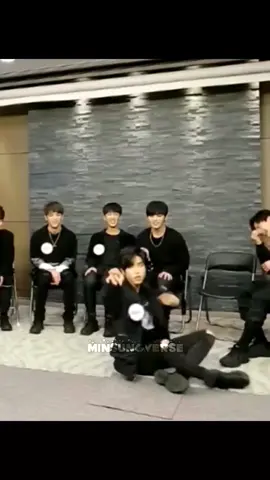 Weakness #minsung #LeeKnow #HanJisung 