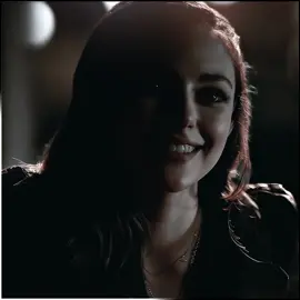 they couldve made her SO much scarier. Like why was the tribrid using weapons when she is THE TRIBRID #THEETRIBRID #HOPE #hopemikaelson #hopemikaelsonedit #theoriginals #viral #fypシ #fyp #foryou #kathvsedits #tvd #tvdu #tvdedit #tvduedits #aftereffects #edit #edits #legacies #legaciesedit #legaciesedits 