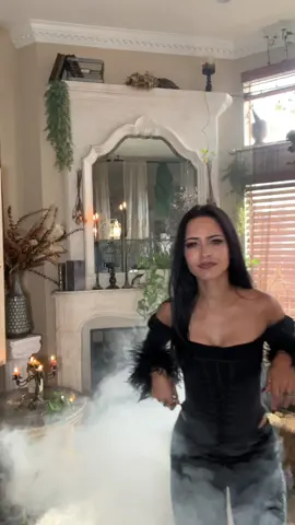 I did the BAT thing…🦇🦇🦇 #amazonstorefront  #halloween #halloweendecor @Amazon Finds 