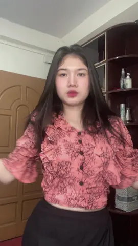 ငါးပူတင်းကြနေတာပဲ🐠