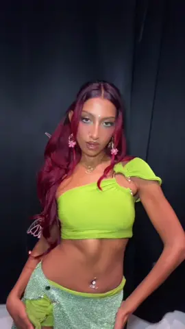 she was a fairy…💚 #KATSEYE #KATSEYE_Lara