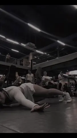 DETERMINACIÓN Y FUERZA DE VOLUNTAD  #gym #gymmotivation #fitnessmotivation #gymrat #gymprogress #gymthings #pushups #pushupchallenge #gymlifestyle #gymaddict #gymedit #GymTok #fyp #parati #viral_video 