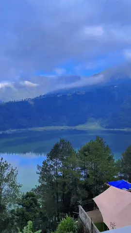 Morning with a view di @Edge Premium Homestay 🥰 #wonosobozone #wonosobohitz #telagamenjer 