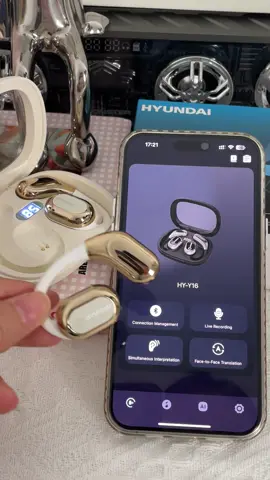 ¡Estos auriculares abiertos traducen hasta 75 idiomas diferentes! ¡Son absolutamente increíbles!#hyundai #halloween2024 #tiktokhalloween #fyp #translation #tiktokshopblackfriday #translationearbuds #dealsforyoudays #dealsforyoudays2024 #blackfriday2024 #blackfriday #translationearbuds #tiktokshopblackfriday2024 #earbuds #earbudsviral #blackfridayearlydeals #halloweencostume #halloweenishere 