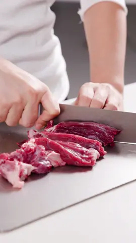 Upgrade Your Kitchen with the Power of Titanium – The All-in-One Cutting Board! Discover the ultimate cutting board upgrade with our titanium cutting board! 🥕🍎🥩 Made to handle all your slicing needs – from crisp veggies and juicy fruits to thick cuts of meat. With its durable, non-porous surface, this board is not only ultra-hygienic but also incredibly easy to clean. Perfect for every kitchen and any adventure. Experience the precision and durability of titanium with each slice! #KEITHTitanium #TitaniumCuttingBoard #FoodPrep #KitchenEssentials #CookingTools