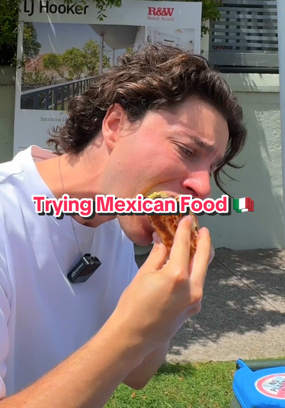 What’s Next? 🇮🇹 Trying Mexican Food - (Taco & Burrito) #mexican #mexicanfood #mexico #foodreview 