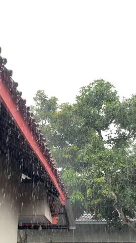 Piye oktobermu ?? #klebus #klebusguyonwaton #storytime #lagujawa #fypシ゚viral 