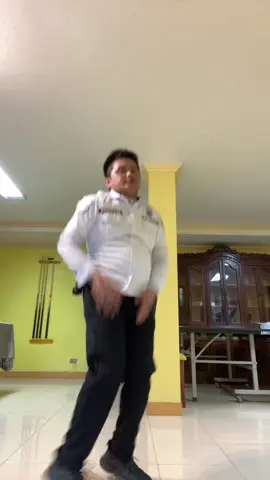 Slaycurity🕴️ #Disease #diseasechallenge #ladygaga #dancechallenge #dancingsecurityguard👨‍✈️ 