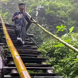 kalo ngana rindu🌅🕺#indøgrp #kyørgrp #fløshgrp #dartboz #vibes #song #clip #video #xyzbca #foryou #fypシ 