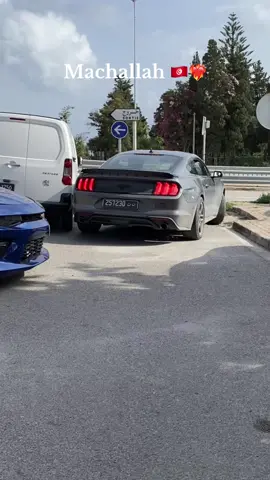 A9wa da5la 🔥 #tunisia #cartage #carspotting #chevroletcamaro #fordmustang #fordmustangshelby 