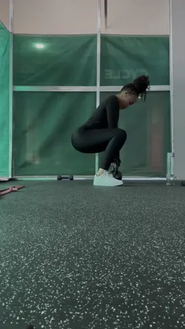 Fullbody✅#CapCut #workout #gym #mellissa_khumalo #fyp #fullbodyworkout 