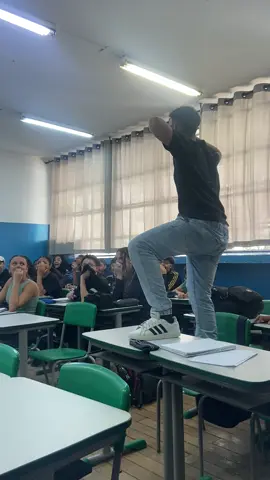 oi oi oi baka🗣️🗣️ #foryou #fyp #colegio #oioioi #mulherdepreso🔓🕊👫💍 