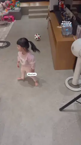 #fyp #fypシ #attahalilintar #aurelhermansyah #aureliehermansyah10 #ameenahannanuratta #azurahumairanuratta #attaaurel #ahha 