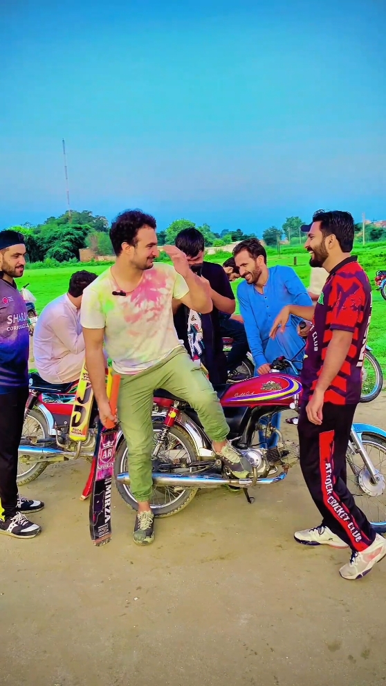 دکھ اس بات کا ہے 😂😂      #tiktokteamviralmyvideo #foryoupage❤️❤️ #viral_video #follow #tranding #funnyvideos😂 