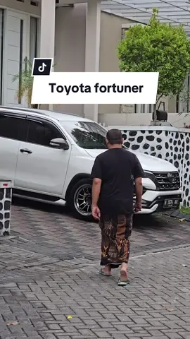 2gd lagi, bear.2gd‼️ More info :  ☎️ 081230385777 🏡 kartika hills pacet mojokerto, jatim. 🛞 garasiberkahmobil  #toyotafortuner #fortunervrz #2gd #cumidarat 