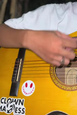 dia masalalu X bawa dia kembali