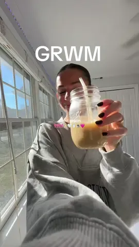 this song has been constantly playing in my head and i love it 🫶🏻🫶🏻 #grwm #grwmroutine #grwmaesthetic #aestheticmakeup #MakeupRoutine #aestheticmakeuproutine #morningmakeup 