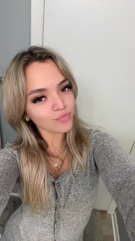 Its just a bunch of hocus pocus 🧙🏻‍♀️🎃✨ #halloweenlook #spookyseason #trickortreat 