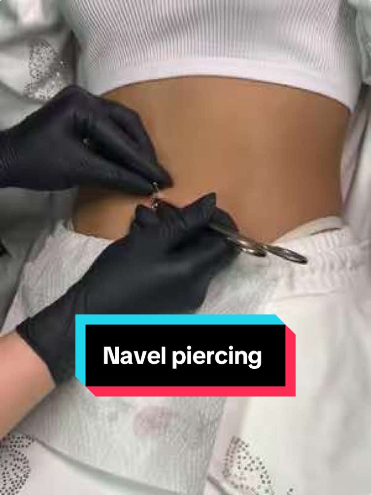 Navel piercing💉insta-piercinggeorgia #piercing #navelpiercing #bodypiercer #bodypiercing #piercings #piercer #bucuresti #romania 