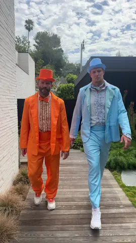 No, it's a cardigan but thanks for noticing #HappyHalloween 