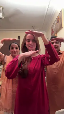 🤣🤣🤣 lil prank with my mamu mami 🤣🤣 #mahnoorsheikh #muhabbatrezareza #humtv #viral #lipsync #trending #viralvideo #goviral 