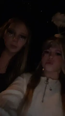 we are so preppy 💕💕@🌍💫𝑨𝒗𝒂𝒉🌺🌊 #halloween #2024 #duos 