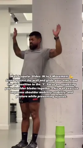 Master shoulder stability with Wall Scapular Slides! 🏋️‍♂️ Moving from the ‘W’ to the ‘Y’ position against the wall helps strengthen your shoulders, improve posture, and prevent injuries. Add it to your warm-up routine for better results. 💥 