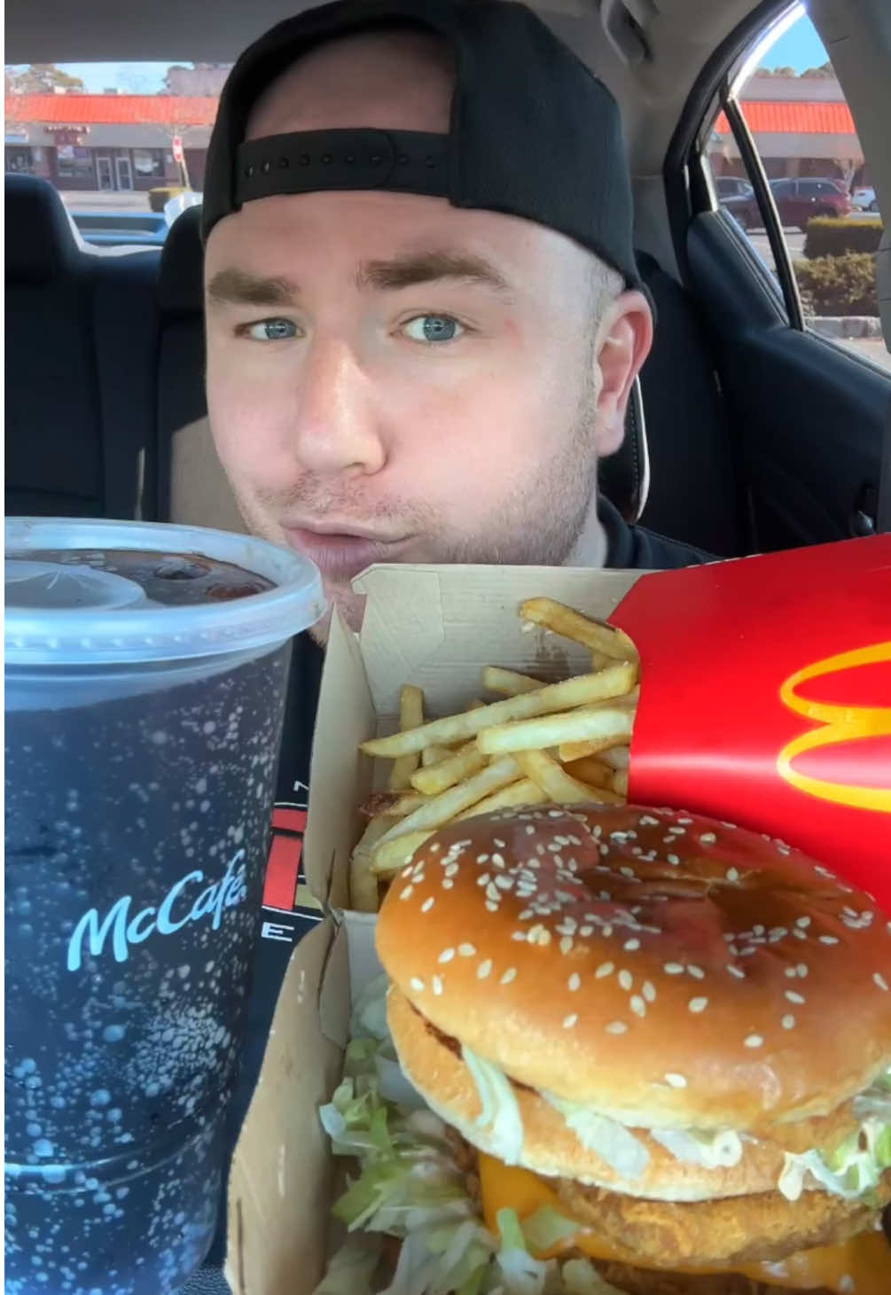Chicken Big Mac w/ a twist 😩 #fypシ #mcdonalds #Foodie #foodreview #mukbang #asmr 