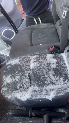 Satisfying extraction 🤮🤩 #CleanTok #satisfyingvideo #asmr #cleaning #renovation #cleaningtiktok #carcleaning #detailing #clean #carclean #carwash 