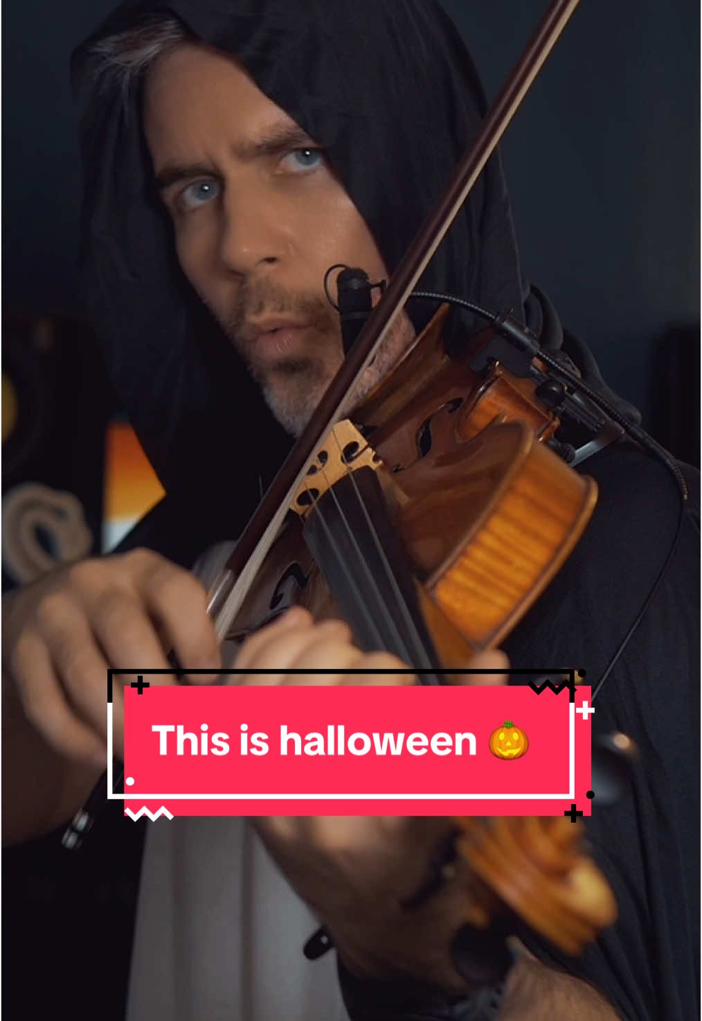 Happy Halloween everyone! This is Halloween, Halloween ! Everybody make a scene 🎃👻🎶🎻 #thisishalloween #TimBurton #timburtonhalloween #thisishalloween🎃 #thisishalloweencover #thisishalloween😤 #trickortreat #halloween #halloweenmusic #halloweensongs #violincover #violoniste #davidpicheviolon