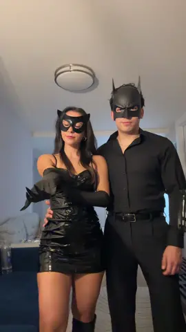 ❤️‍🔥❤️‍🔥 #batman #catwoman #halloweenlook #halloweencostume #nyc 