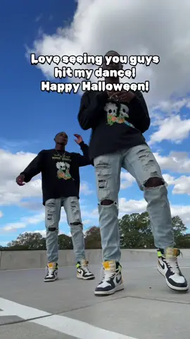 Happy Halloween guys, I swear yall gonna get sick of me and my dance #k1sim #fyp #foryou #dance #viral #xyzabc #vibe 
