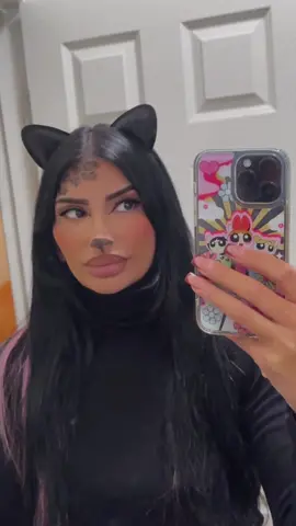 Im a Panther duh! lol 🖤🎃🧡 #panthermakeup #blackpanther #leopardprintmakeup #workappropriatecostume #halloweencostume #halloweenlook #halloweenmakeup 