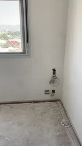 Algumas dicas e sugestões de pontos de energia pra instalar  suas janelas ou portas persianas!