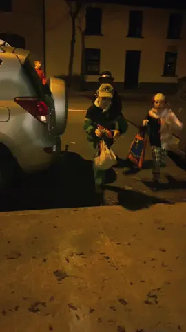 Halloween🎃🎃#halloween #spookyseason #trickortreats #halloweenlook #halloweencostume #halloween2024 #irelandhalloween2024 #kidshalloween 