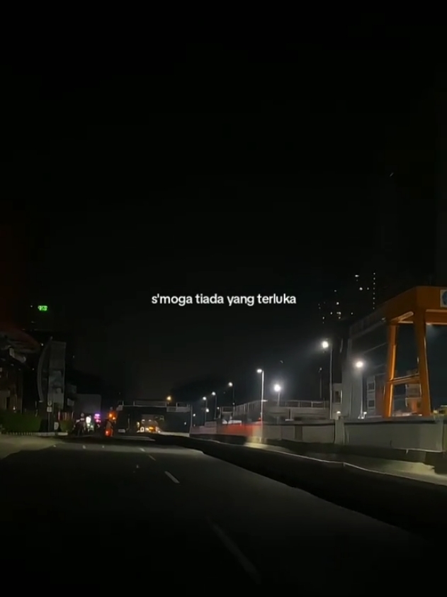 awali November dengan Dejavu... #xyzba #lyrics #foryou 