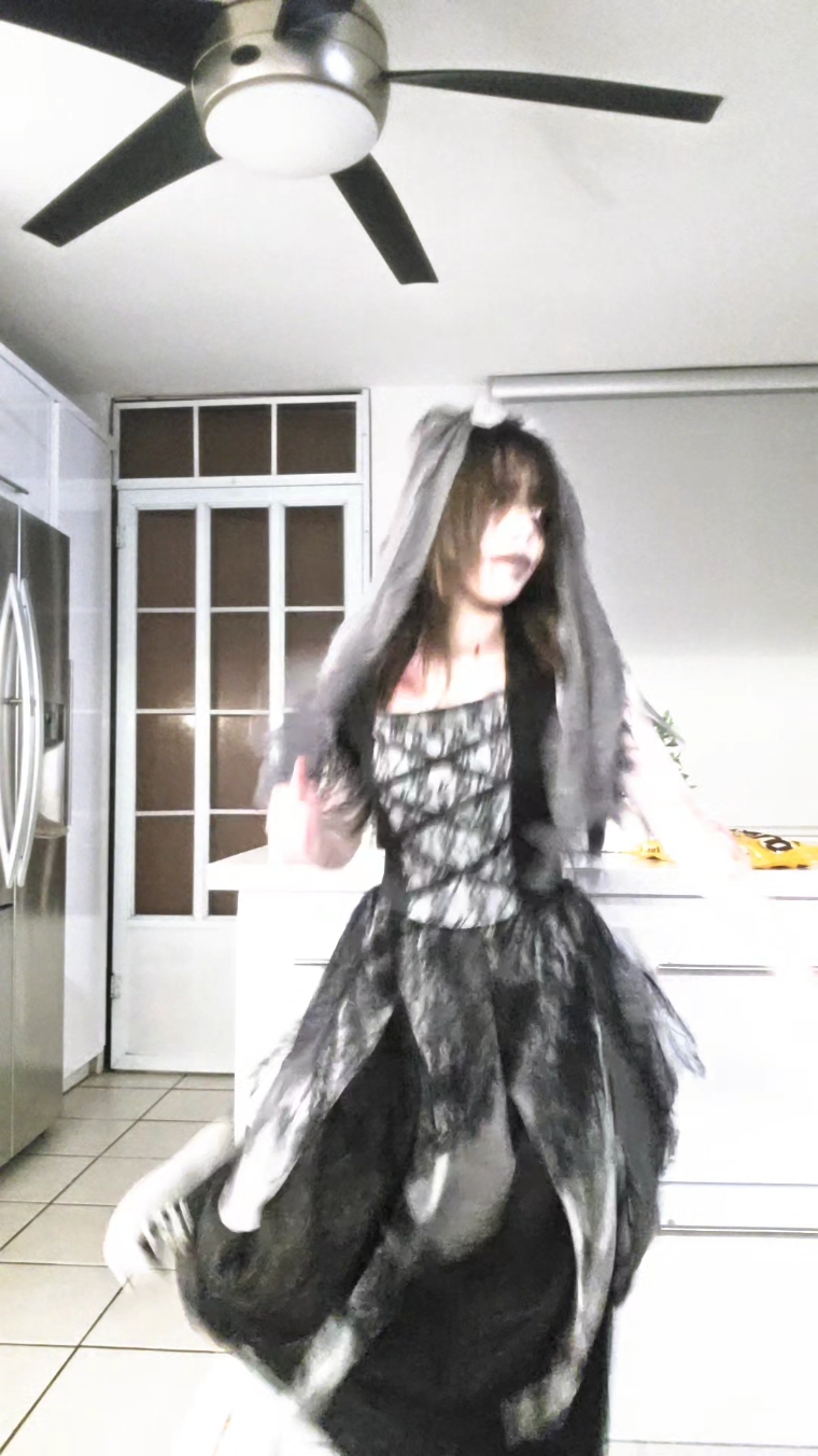 me salió mal jsjsakajaka#halloween #humor #fyp #pr #lesbianfemme #puertorico #parati 