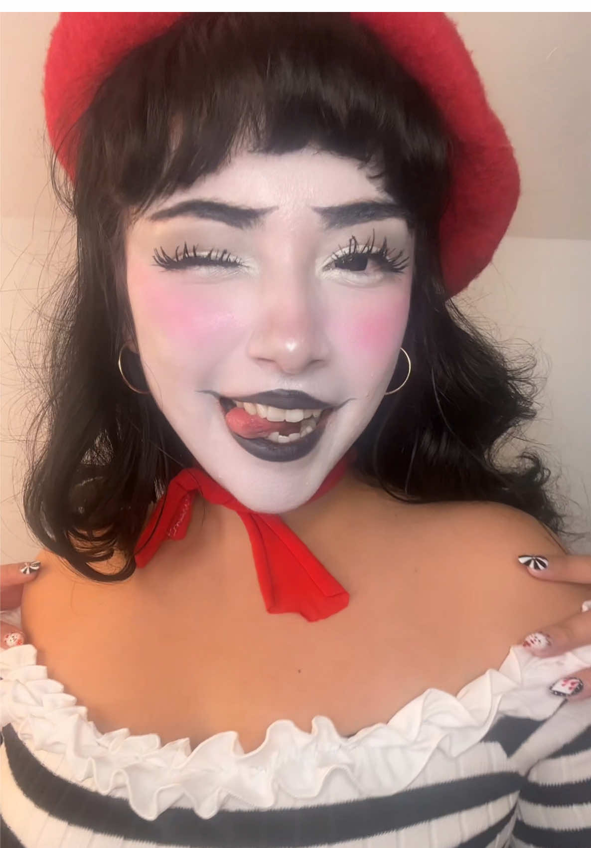Happy Halloween 🤡🎃👻💀🕷️🕸️  #mime #happyhalloween #halloween2024 #costume #cute #scary #creepy #halloween #makeup 