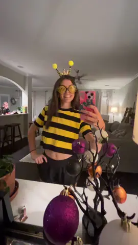 halloween af🐝 #halloween #queenbee
