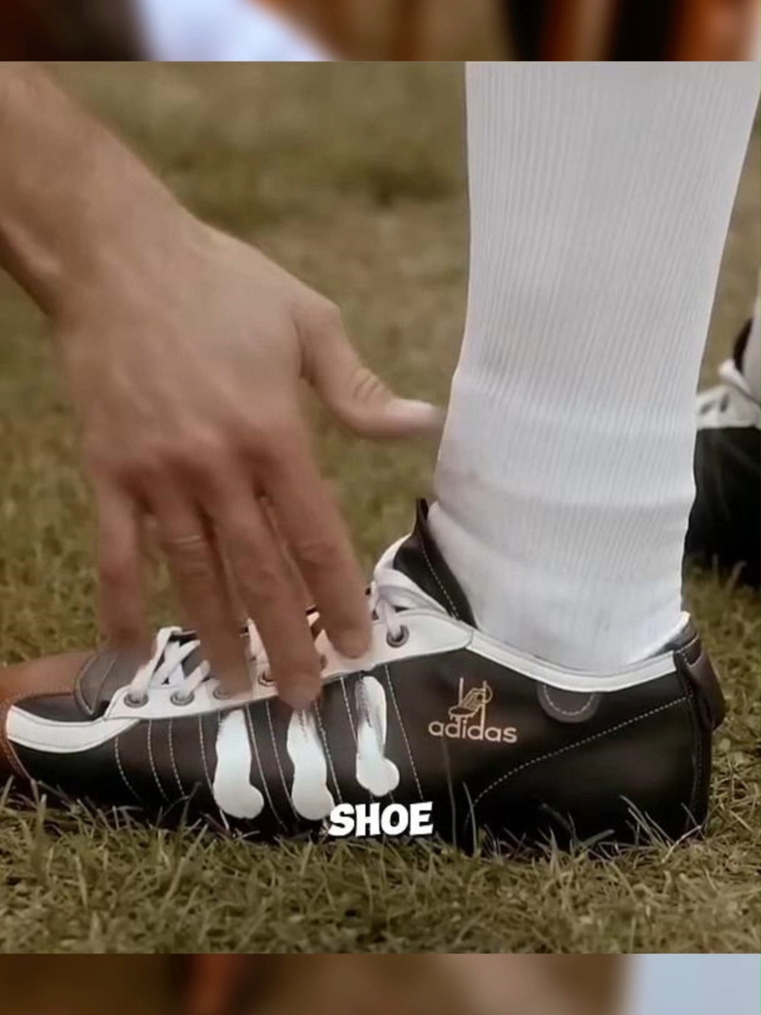 قصة الأخوين: من الشراكة إلى التنافس بين أديداس وبوما 🏆👟 #أديداس🏆 #قصة_نجاح 📈  ##بوما#افضل_افلام_في_تاريخ_السنما 👟 #إخوة #إلهامم