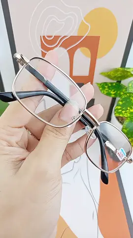 kính lão đọc sách tròng thủy tinh cao cấp cho cô chú #kinhlao#kinhvien #kinhlaothi#kinhvienthi #kinhlaonam #kinhlaonu#kinhdocsach #kinhdocbao#kinhtrungnien #kinhnguoigia#xuhuong #review #trendingvideo 