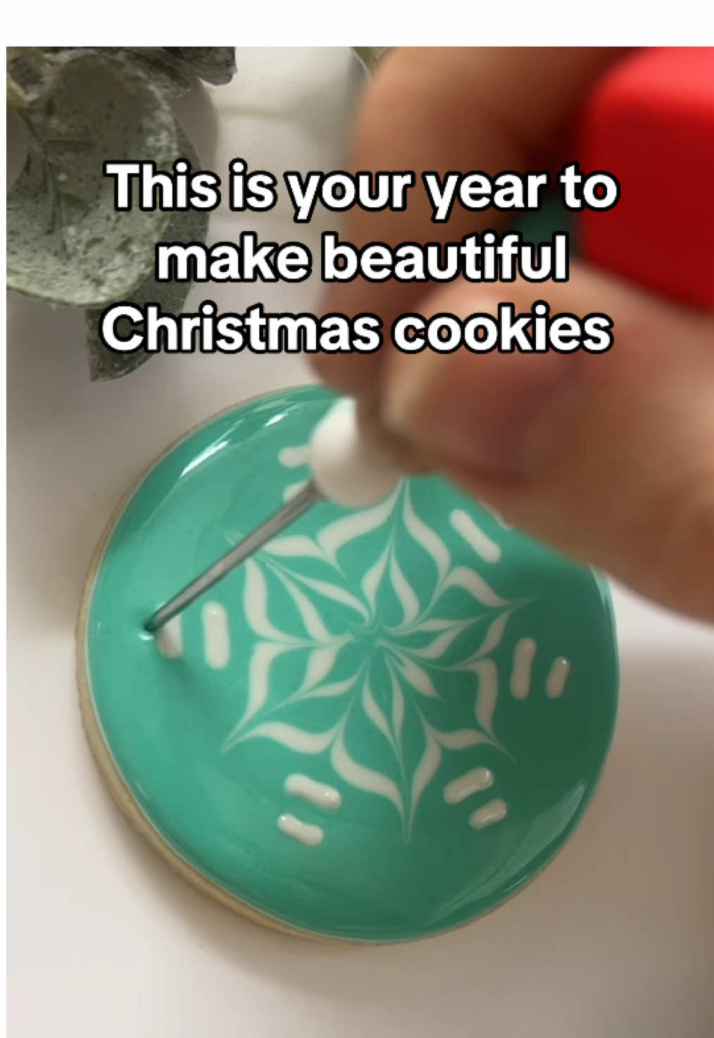 I believe in you. #christmascookies #christmastok #cookiedecorating #royalicing #howtomakeroyalicing #royalicingconsistency #royalicingrecipes 
