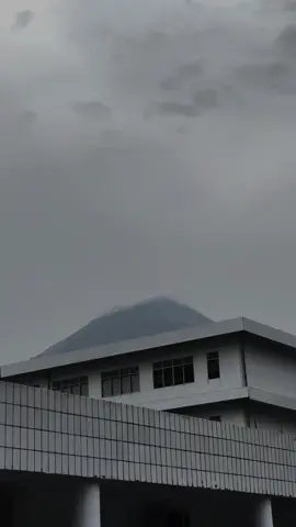 #unklab raining season