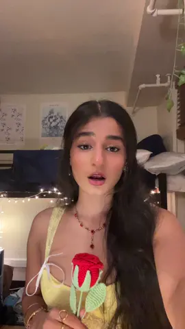 happy halloween 🌹💛 #beatyandthebeast 