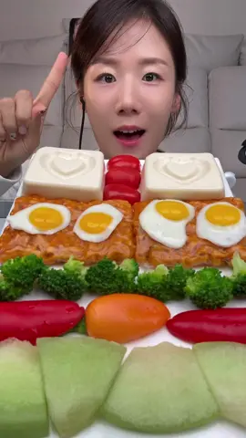 #한판만 어떤 라면일까요? #mukbang #asmr #먹방 