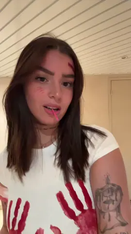 💋
