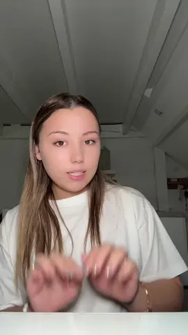 MEURTRE DANS LA BOITE DE MA VILLE, repose en paix 🕊️🙏🏽 #pourtoi #fyp #crimes #crimescenecleaning #faitsdivers #threadhorreur #crimestiktok #actualite #storytime #creepy #histoirevraie #storytelling #grwm 